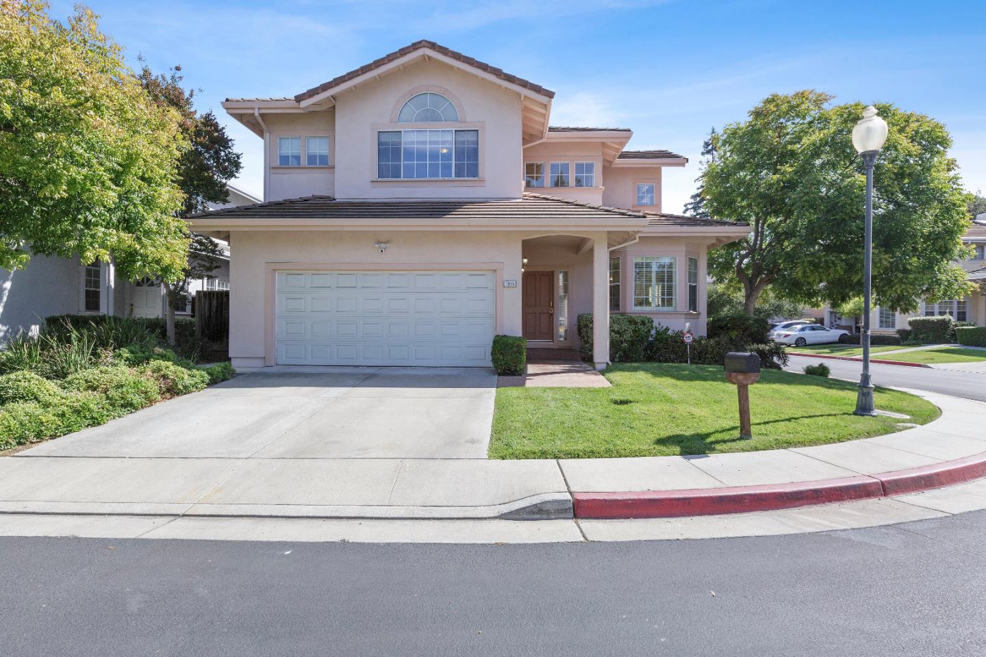 1315 Avoset Ter, Sunnyvale, CA 94087